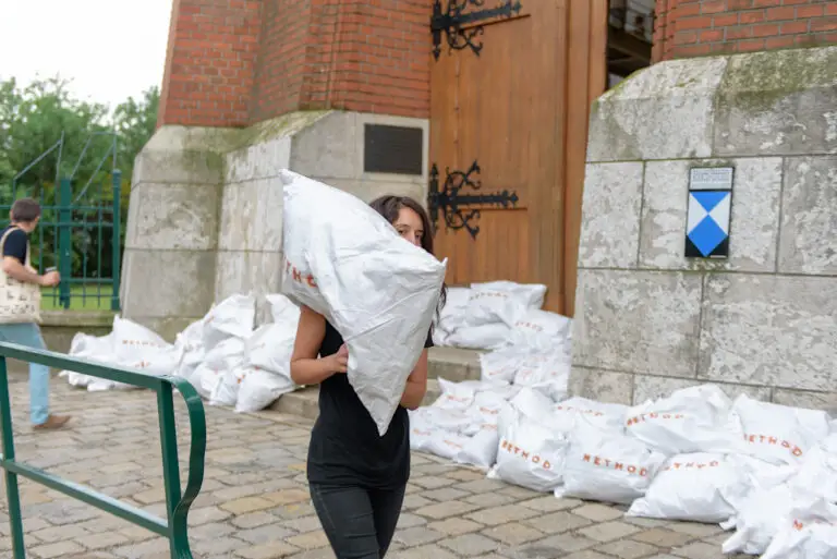 Sandy Tower, Leaky Method